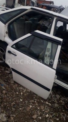 fiat tempra çıkma sağ arka dolu kapı