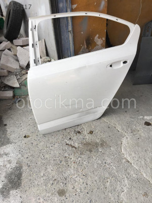 2016 model skoda oktavya sol kapı