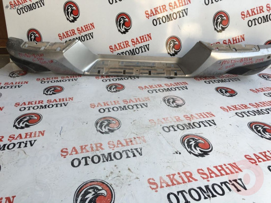 2015_2018 MİTSUBİSHİ L_200 ARKA TAMPON ÇIKMA PARÇA