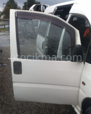 2002 model peugeot expert 1.9 dizel çıkma sağ ön kapı