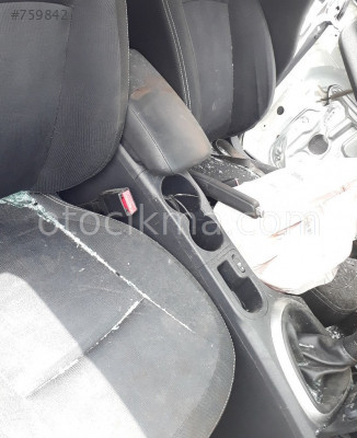 2011 NISSAN QASHQAİ HATASIZ VİTES KONSOLU.