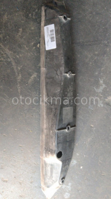 A2048890225 Mercedes C Seri Çamurluk Üstü