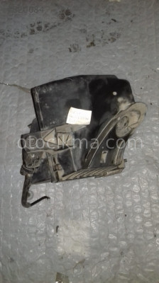 VW PASSAT 2000 MODEL  HAVA FLİTRE KUTUSU