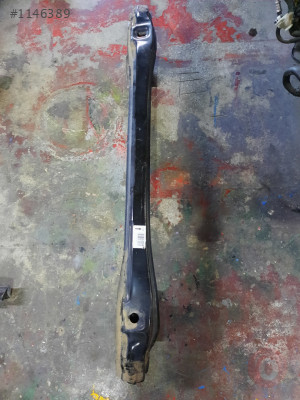 MERCEDES A2126102014 W212 E SERİ ARKA TAMPON DEMİRİ BİLEN OT