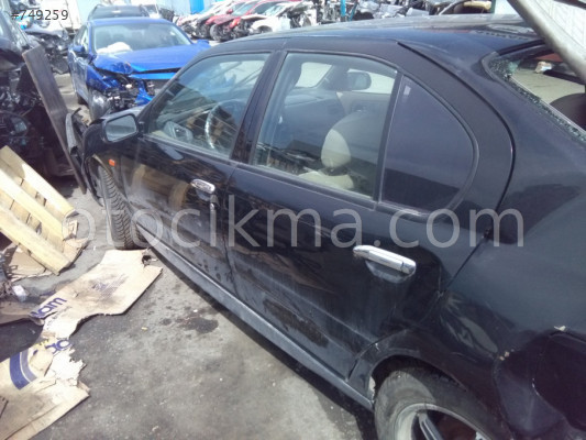 2000 NİSSAN PRİMERA 1.8 KESME KASA KUPA ÇIKMA.