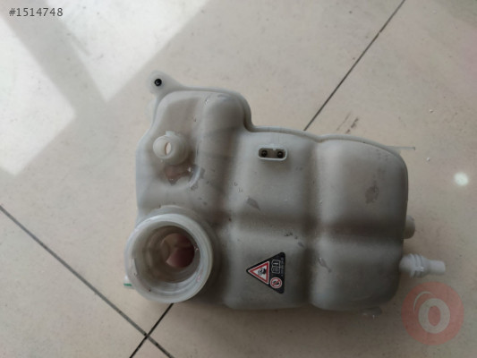 Mercedes A Serisi W177 W247 Radyatör Su Deposu A2475000049