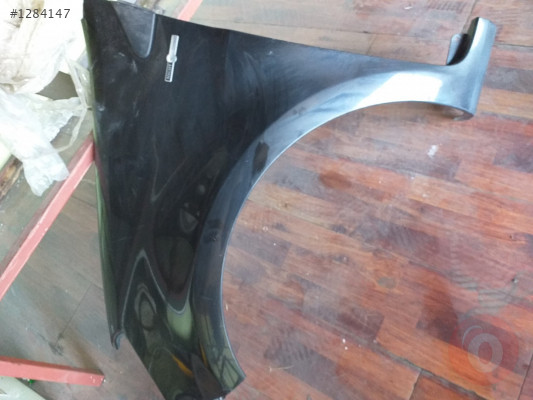 2011 clio 3  sol ön çamurluk