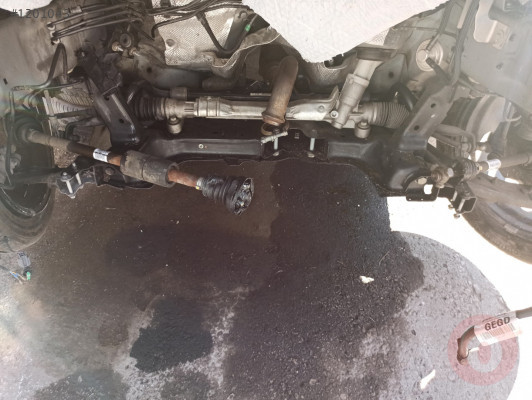 FORD FOCUS 4 MOTOR BEŞİĞİ TRAVERS
