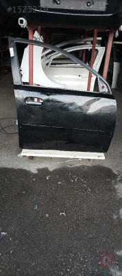 Kia Rio sağ ön kapı orijinal çıkma