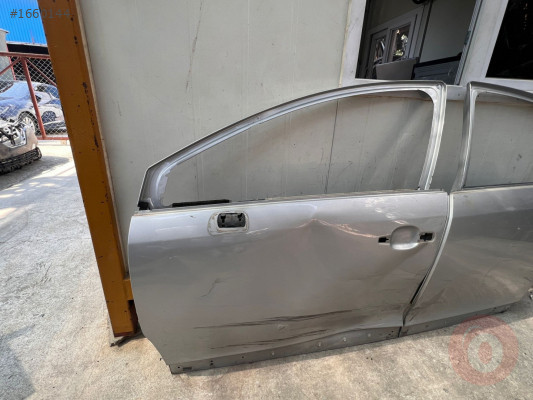 Citroen c4 sol ön çıkma kapı
