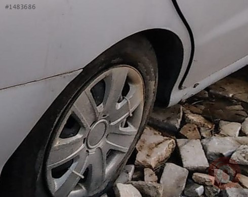 1996 hyundai elantra 1.8 otomatik çıkma sağ arka jant lastik