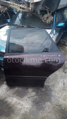 mazda 626 yumurta kasa çıkma sol arka dolu kapı