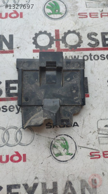 5Q0927165F seat leon 2020 dış sigorta kutusu ön kablo kapağı