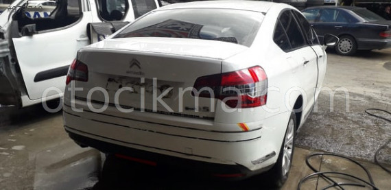 CİTROEN  C5  ÇIKMA  ARKA  TAMPON  LİDER PEUGEOT