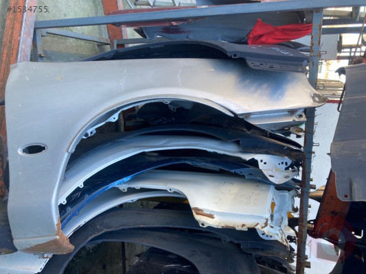 FORD MONDEO ÖN SAĞ ÇAMURLUK