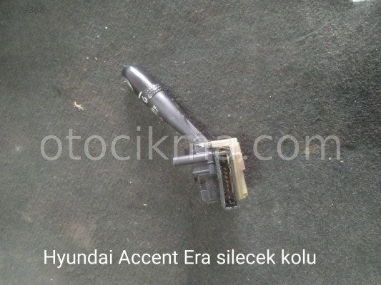 Hyundai Accent Era silecek kolu mevcuttur.