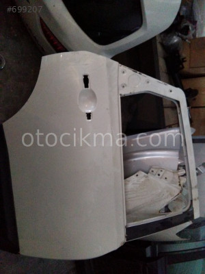 2009 çıkma Nİssan QashQai sağ arka kapı
