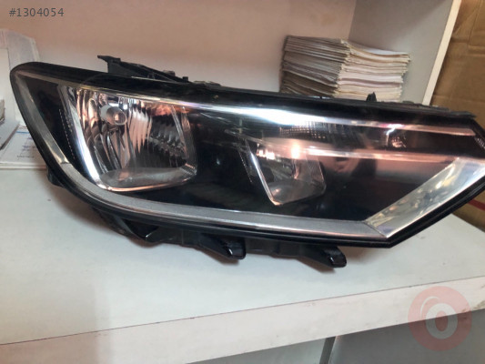 Passat b8 sağ far çıkma