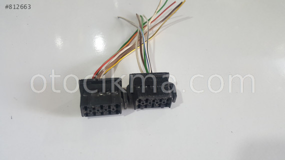 AUDİ 100 92-95 ELEKTRİKLİ AYNA SOKETİ  ORJİNAL ADET FİYATI