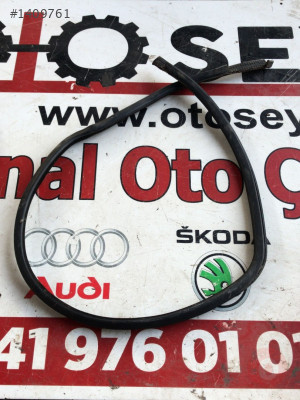 3B0837440C vw passat b5 sağ arka kapı cam çerçeve fitili iç