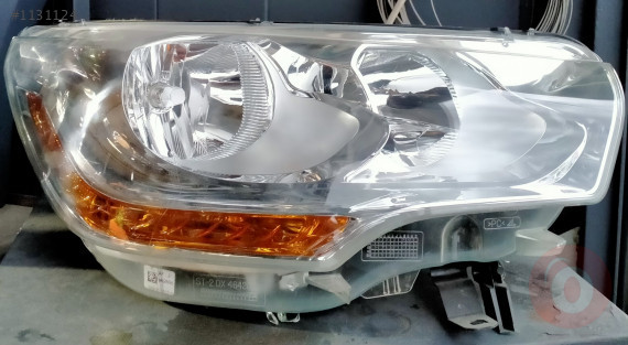 Citreon C4 ön sağ far
