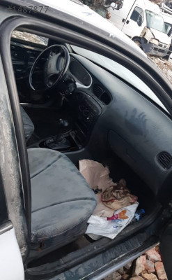 1996 hyundai elantra 1.8 otomatik çıkma sağ ön kapı fitili