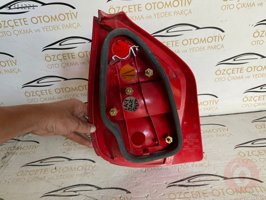 FİAT PALİO SAĞ STOP LAMBASI ORJİNAL ÇIKMA ÜRÜN