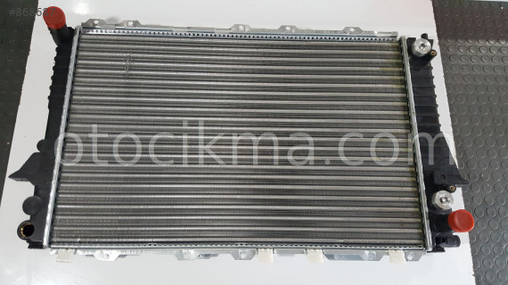 AUDİ A6 2.8CC MOTOR SU RADYATÖRÜ OTOMATİK VİTES