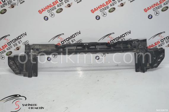 MERCEDES GLA SERISI W156 TAMPON DEMIR BRAKETI A1568854422