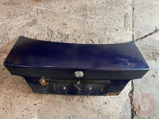 BMW E36 ÇIKMA ORJİNAL BAGAJ KAPAĞI