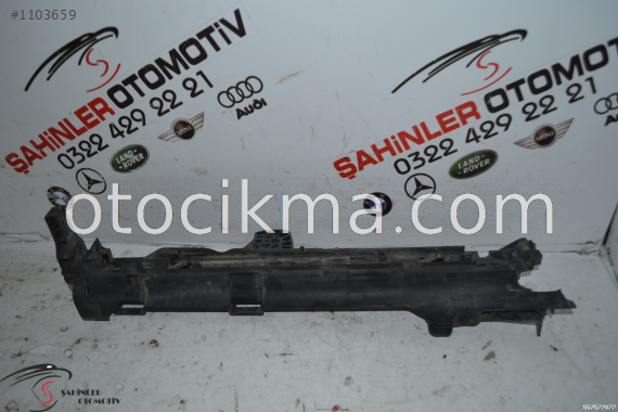 MERCEDES C SERİSİ A205 W205 SAĞ RADYATÖR BRAKETİ