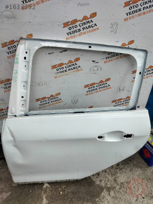 Peugeot 2008 sol arka kapı 15-20