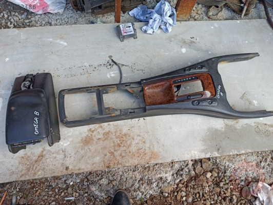 OPEL OMEGA B VİTES KONSOLU