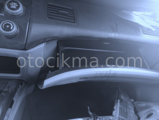 2007 VOLVO S40 ÇIKMA DOLU TORPİDO.