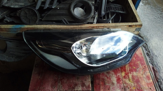 çıkma parça kia rio sağ far