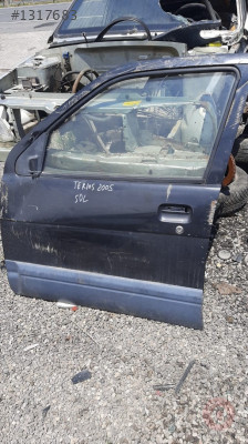 daihatsu terrios çıkma sol ön kapı