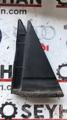 822344EA0A nissan qashqai j11 16 sağ arka cam kenar kaplama