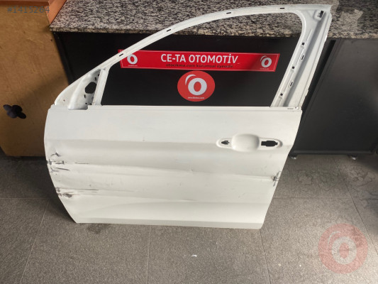 FİAT EGEA SOL ÖN KAPI ÇIKMA BEYAZ