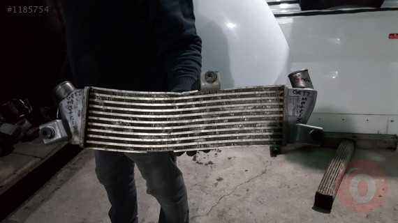 GETZ-MATRİX TURBO RADYATÖRÜ HYUNDAİ ORJİNAL ÇIKMA PARÇA