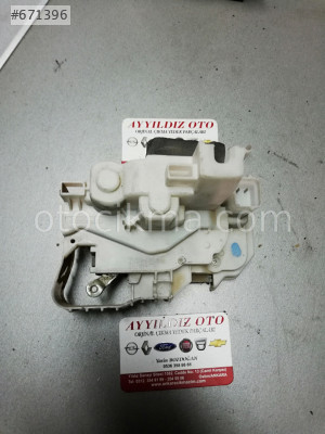 FİAT DOBLO 3 SOL SÜRGÜLÜ KAPI KİLİDİ
