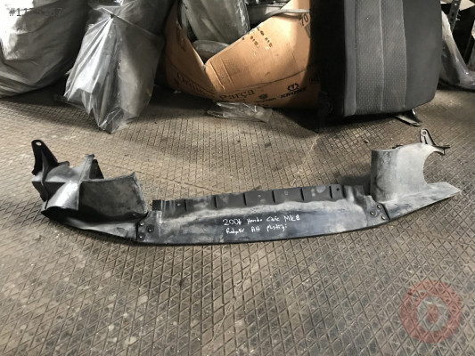2006 MK8 Honda civic radyatör alt plastiği