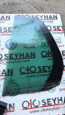 vw golf 5 sol arka kelebek cam