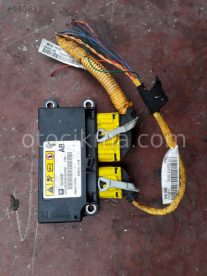 OPEL ASTRA J KASA AİRBAG BEYNİ MODULÜ 13582437 GM