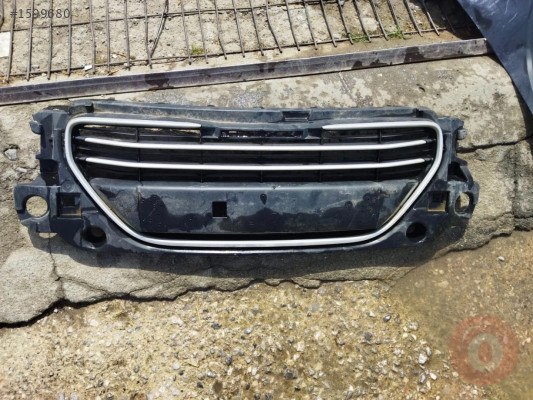 Peugeot 301 orta ızgara