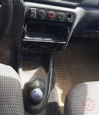 2000 model peugeot partner 1.9 dizel çıkma orta konsol