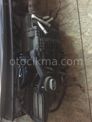 Audi A6 2003 Kalorifer Kazanı hatasız orjinal çıkma