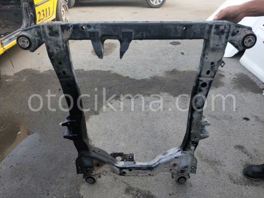 Opel Insignia Opel Astra j Chevrolet Cruze motor traversi