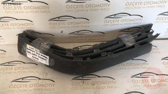 Renault clio symbol sağ arka tampon çıtası bandı 2001 - 2008