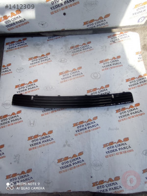 Volkswagen Transporter T4 Ön Kaput Izgarası 1991-2003