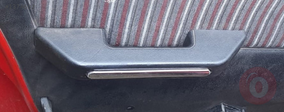 peugeot 205 1.4 benzinli çıkma sol ön iç kapı kolu